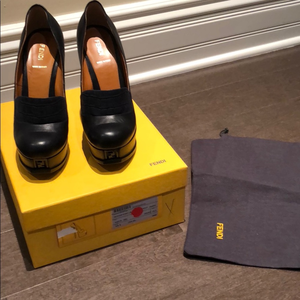 Fendi pumps
